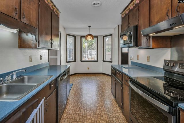 2312 S Partridge Circle, Hopkins, SC 29061