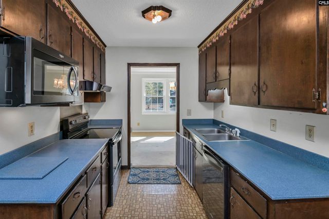 2312 S Partridge Circle, Hopkins, SC 29061