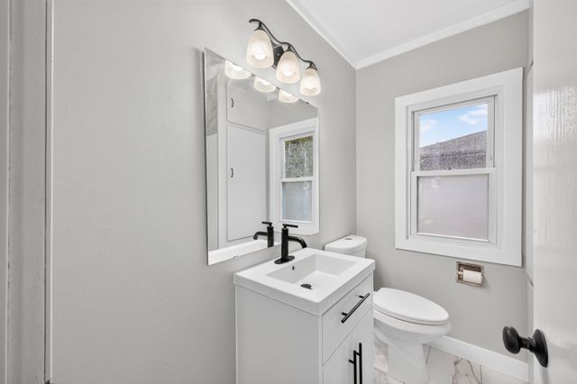 2631 5th Avenue E, North Saint Paul, MN 55109