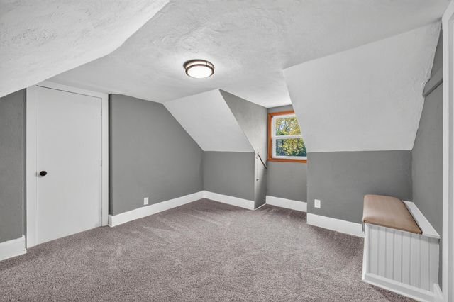 2631 5th Avenue E, North Saint Paul, MN 55109