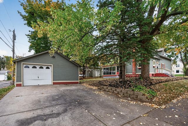 2631 5th Avenue E, North Saint Paul, MN 55109