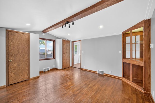 2631 5th Avenue E, North Saint Paul, MN 55109