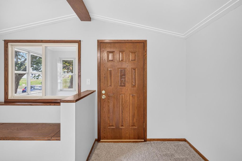2631 5th Avenue E, North Saint Paul, MN 55109 — photo 5