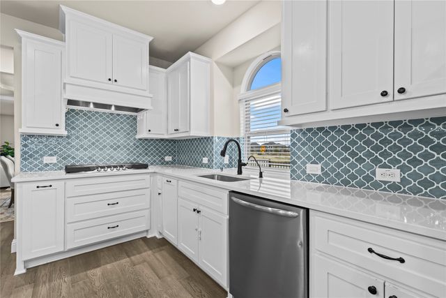 14892 Hometown Drive, Frisco, TX 75035