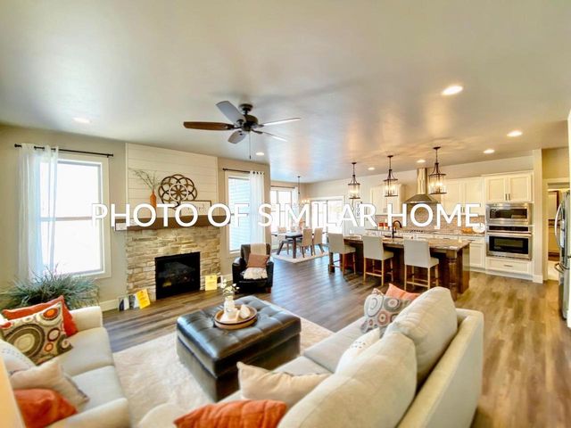 W6841 GOLDFINCH DRIVE, Greenville, WI 54942
