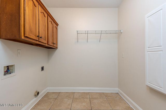 2864 Summer Oaks Place, Southaven, MS 38672