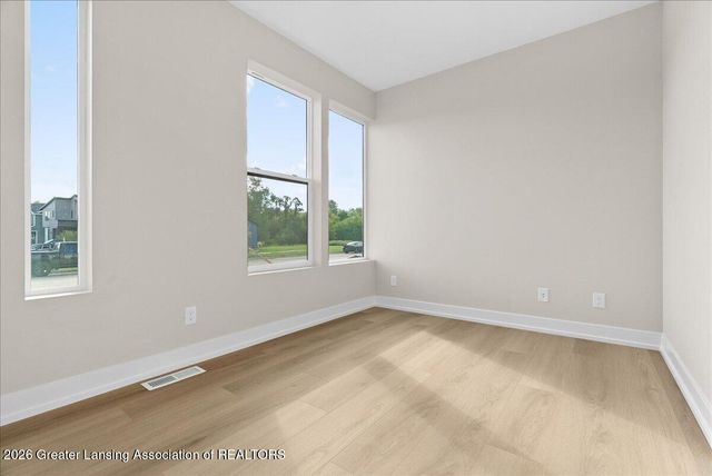 15270 Nottingham Fields Parkway, Lansing, MI 48906