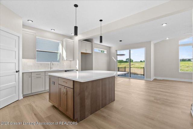 15270 Nottingham Fields Parkway, Lansing, MI 48906