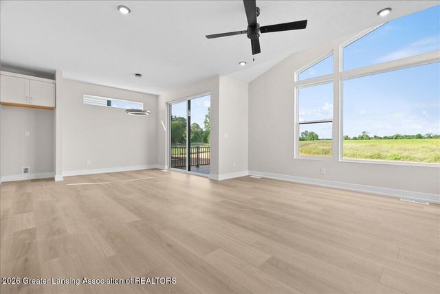 15270 Nottingham Fields Parkway, Lansing, MI 48906