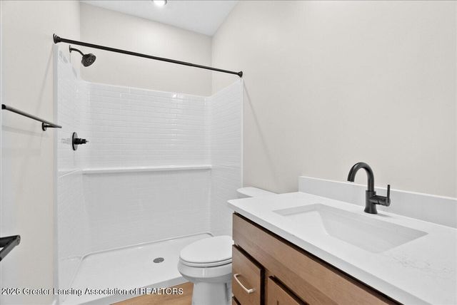 15270 Nottingham Fields Parkway, Lansing, MI 48906