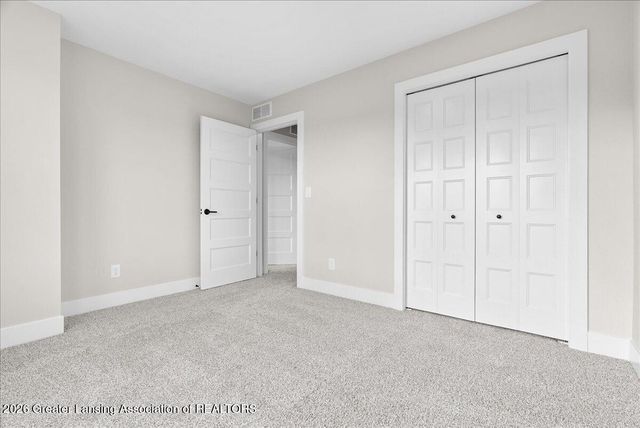 15270 Nottingham Fields Parkway, Lansing, MI 48906