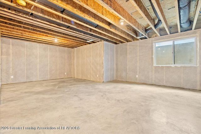 15270 Nottingham Fields Parkway, Lansing, MI 48906