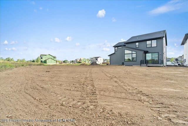 15270 Nottingham Fields Parkway, Lansing, MI 48906