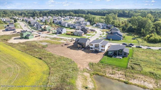 15270 Nottingham Fields Parkway, Lansing, MI 48906