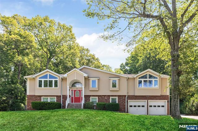 21 Marcia Road, Ringwood, NJ 07456