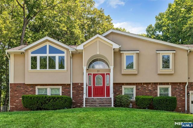21 Marcia Road, Ringwood, NJ 07456