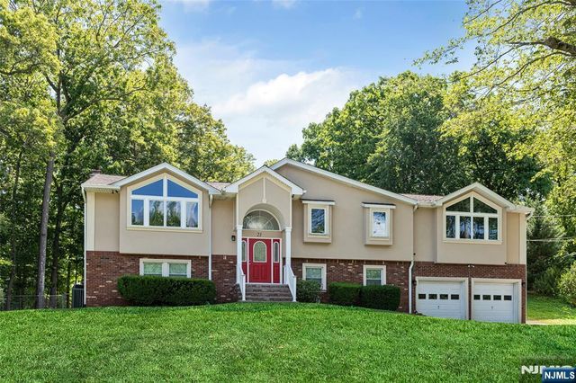 21 Marcia Road, Ringwood, NJ 07456
