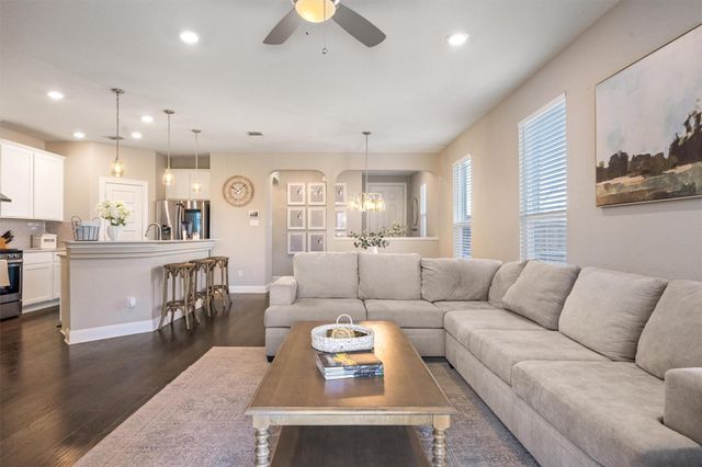 101 Muenster DR 154, Hutto, TX 78634