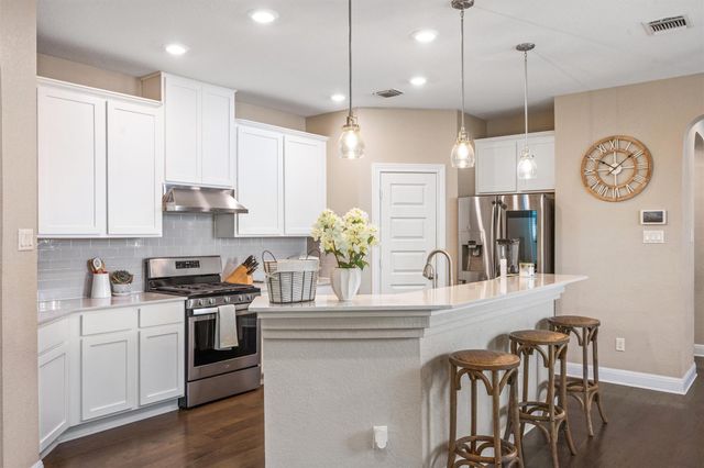 101 Muenster DR 154, Hutto, TX 78634