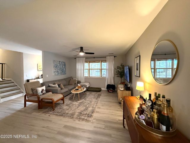 1272 ARLINGWOOD Avenue, Jacksonville, FL 32211