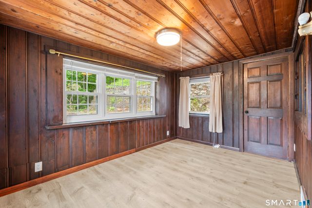 399 Hawthorne Avenue, Derby, CT 06418