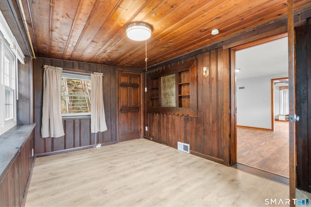 399 Hawthorne Avenue, Derby, CT 06418