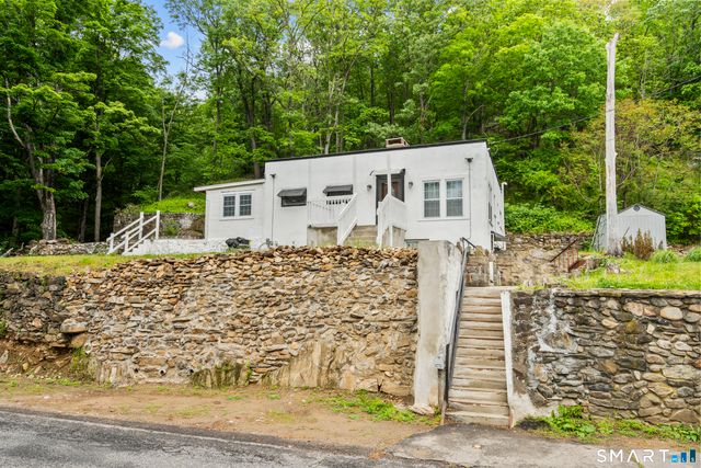 399 Hawthorne Avenue, Derby, CT 06418