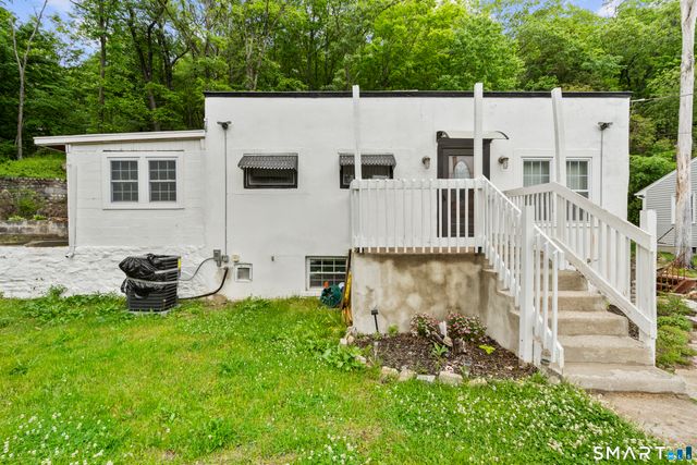 399 Hawthorne Avenue, Derby, CT 06418