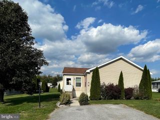 22 MAIZEFIELD DRIVE, Shippensburg, PA 17257