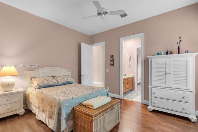 12861 Kapok Ln, Davie, FL 33330