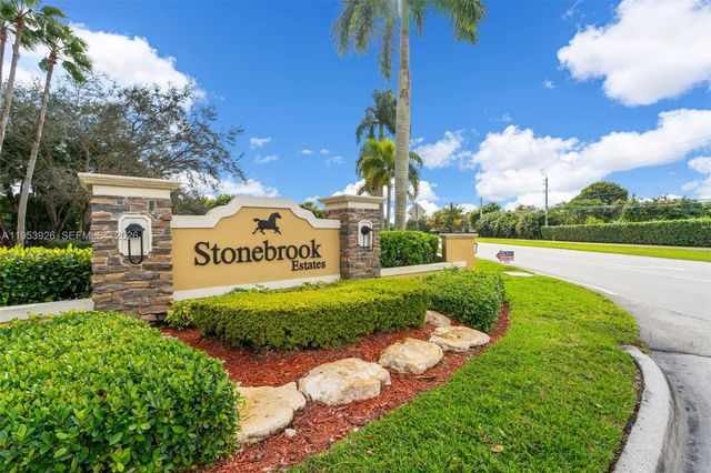 12861 Kapok Ln, Davie, FL 33330