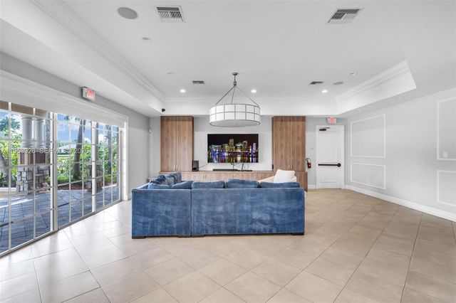 12861 Kapok Ln, Davie, FL 33330