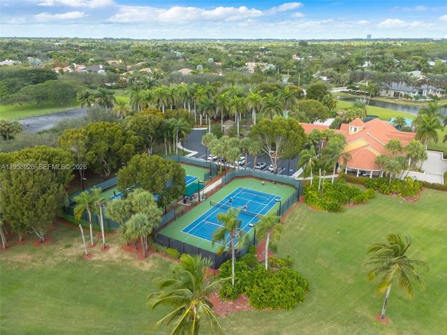 12861 Kapok Ln, Davie, FL 33330