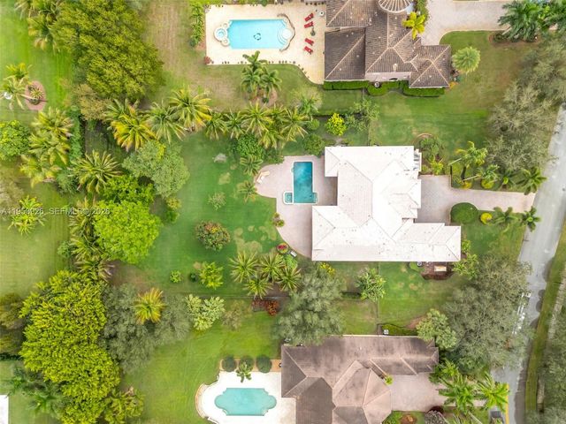 12861 Kapok Ln, Davie, FL 33330