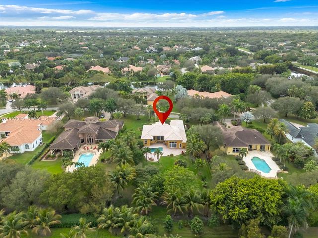 12861 Kapok Ln, Davie, FL 33330