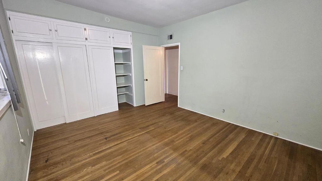 Image 21 of property listing at 3015 N Adoline Avenue, Fresno, CA 93705