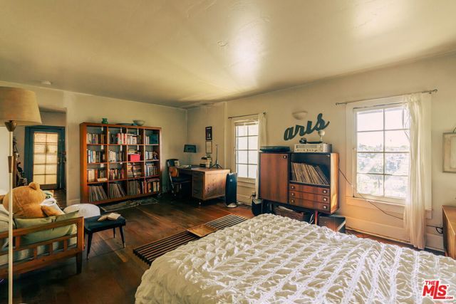 1744 Webster Avenue, Los Angeles, CA 90026