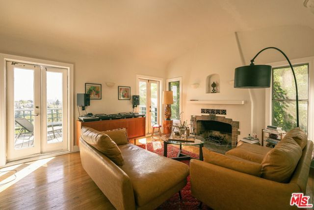 1744 Webster Avenue, Los Angeles, CA 90026