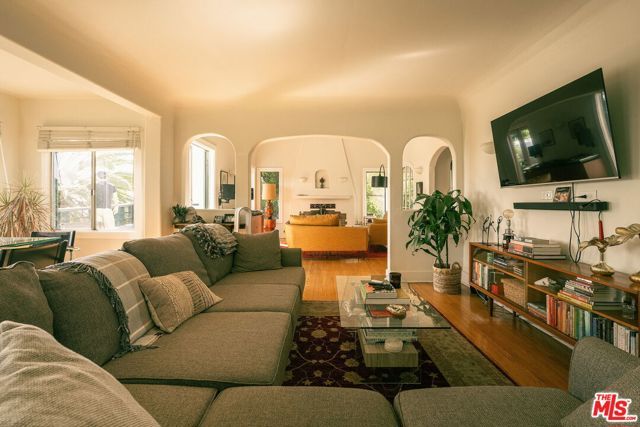 1744 Webster Avenue, Los Angeles, CA 90026