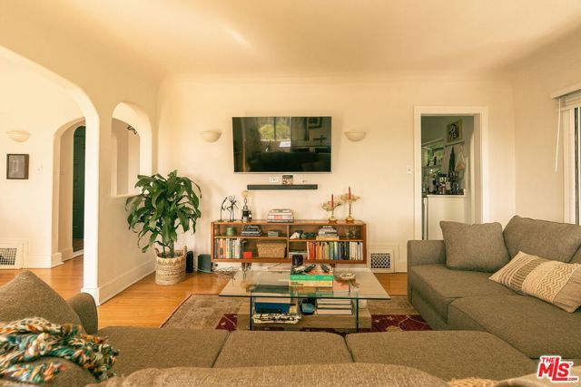 1744 Webster Avenue, Los Angeles, CA 90026