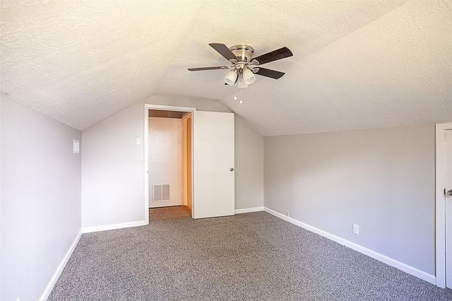 6840 Hansen Boulevard, Groves, TX 77619