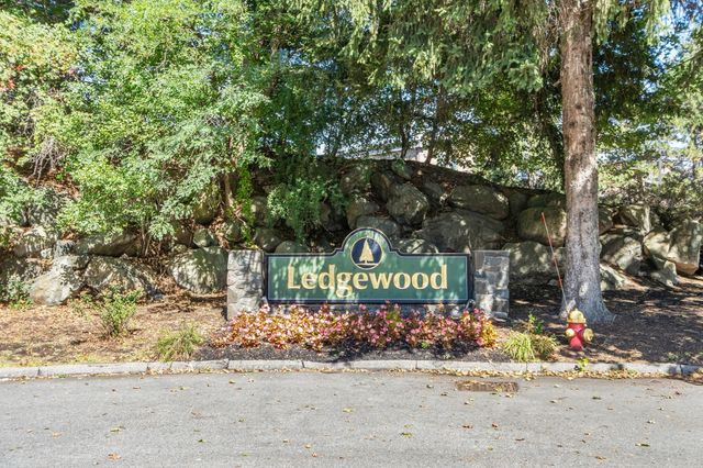 10 Ledgewood Way 10, Peabody, MA 01960
