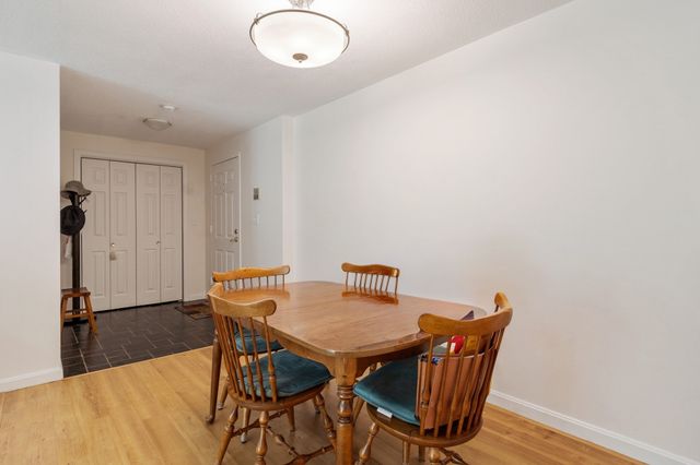 10 Ledgewood Way 10, Peabody, MA 01960