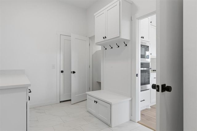 3014 James Way, Guthrie, OK 73044