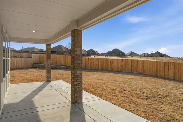 3014 James Way, Guthrie, OK 73044
