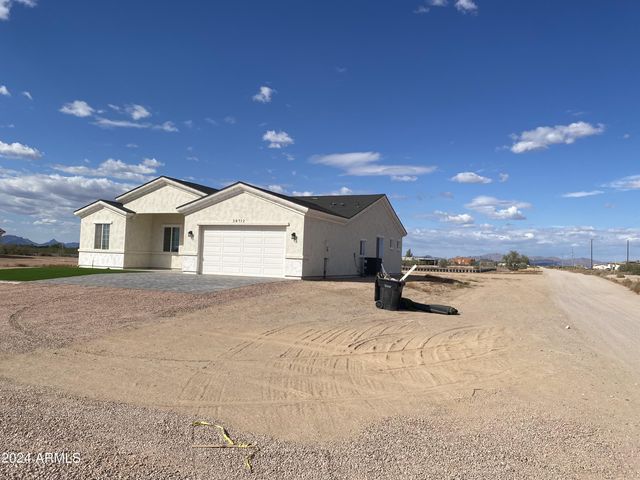 38712 W SHERMAN Street, Tonopah, AZ 85354