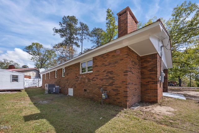 2934 Academy Street, Sanford, NC 27332