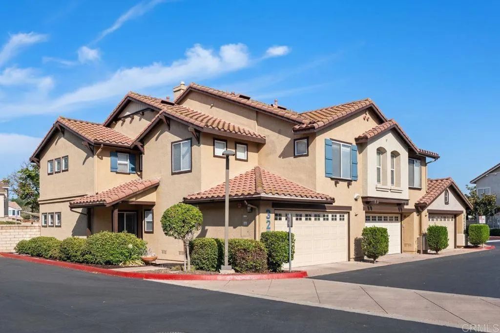 325 Whispering Willow Drive C, Santee, CA 92071