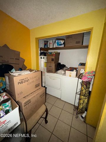 2837 LIPPIA Road, Jacksonville, FL 32209