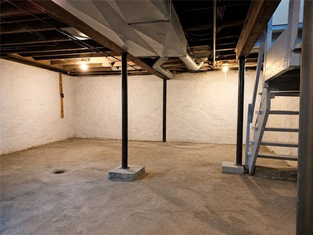 503 Negley Ave, City Of But Sw, PA 16001